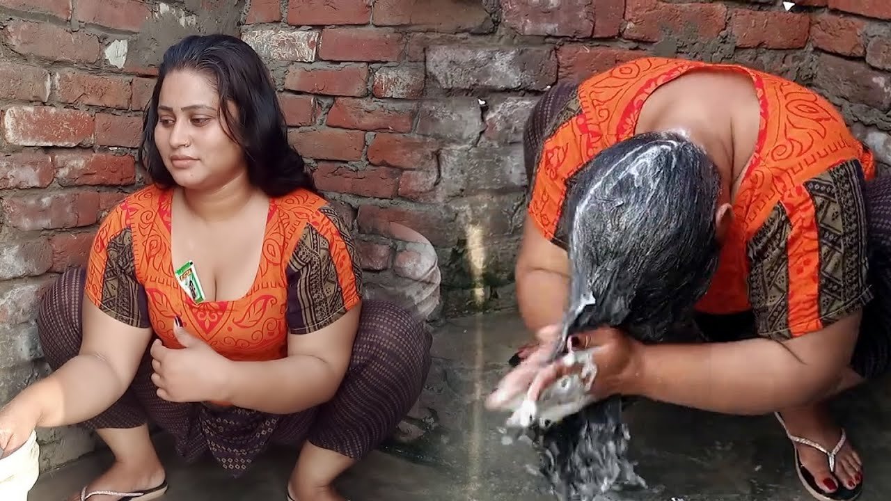 Indian Bhabhi Sexy Video: Social Media Sensation
