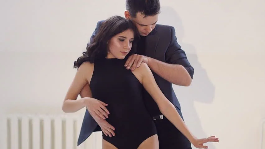 Couple Sexy Dance Video Takes Instagram by Storm